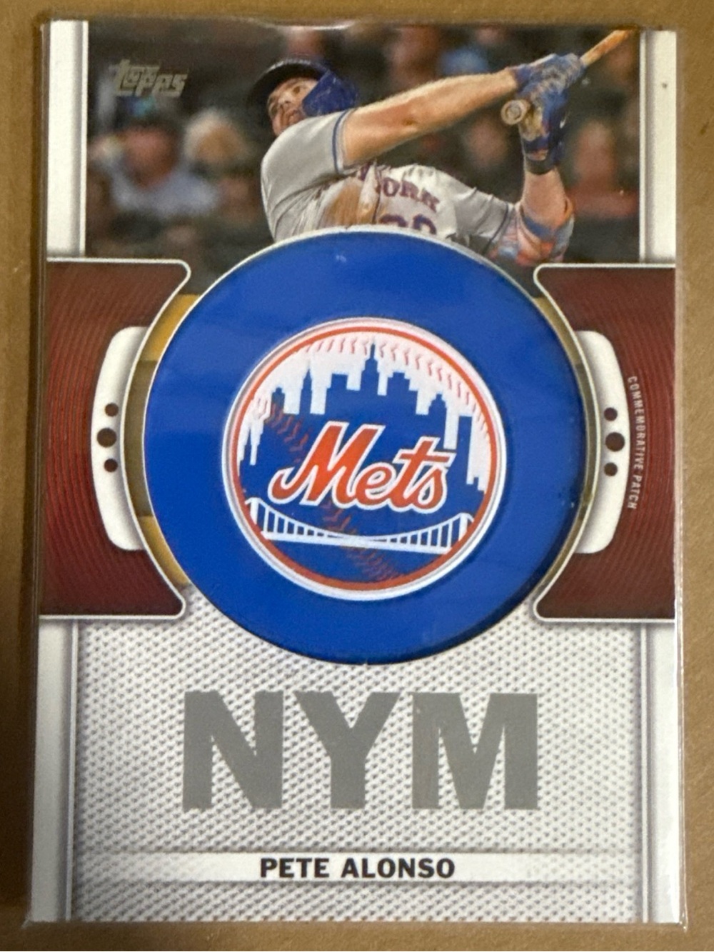 Topps Pete Alonso Mets Circular Blue Team Logo Card